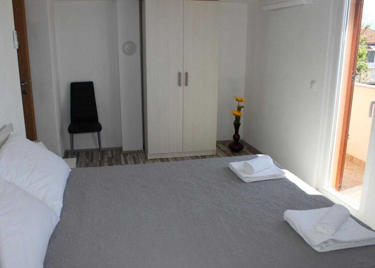 Apartmani Danijel Нин Экстерьер фото